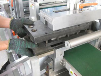 Automatic Blister Packing Machine